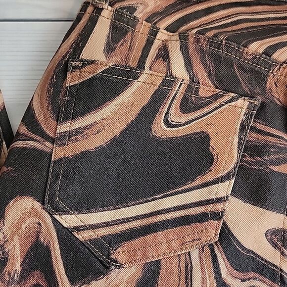 Fashion Nova Volcano Blows Straight Leg Jeans Womens Size 3 NWT - Picture 2 of 15